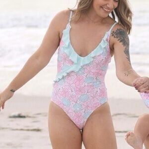 Caden Lane Ocean Pearl Floral Ruffle One-Piece Swimsuit size small
